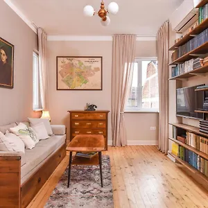  Apartment Chez Marie - Cozy One-bedroom With Balcony By Flat Mаnager